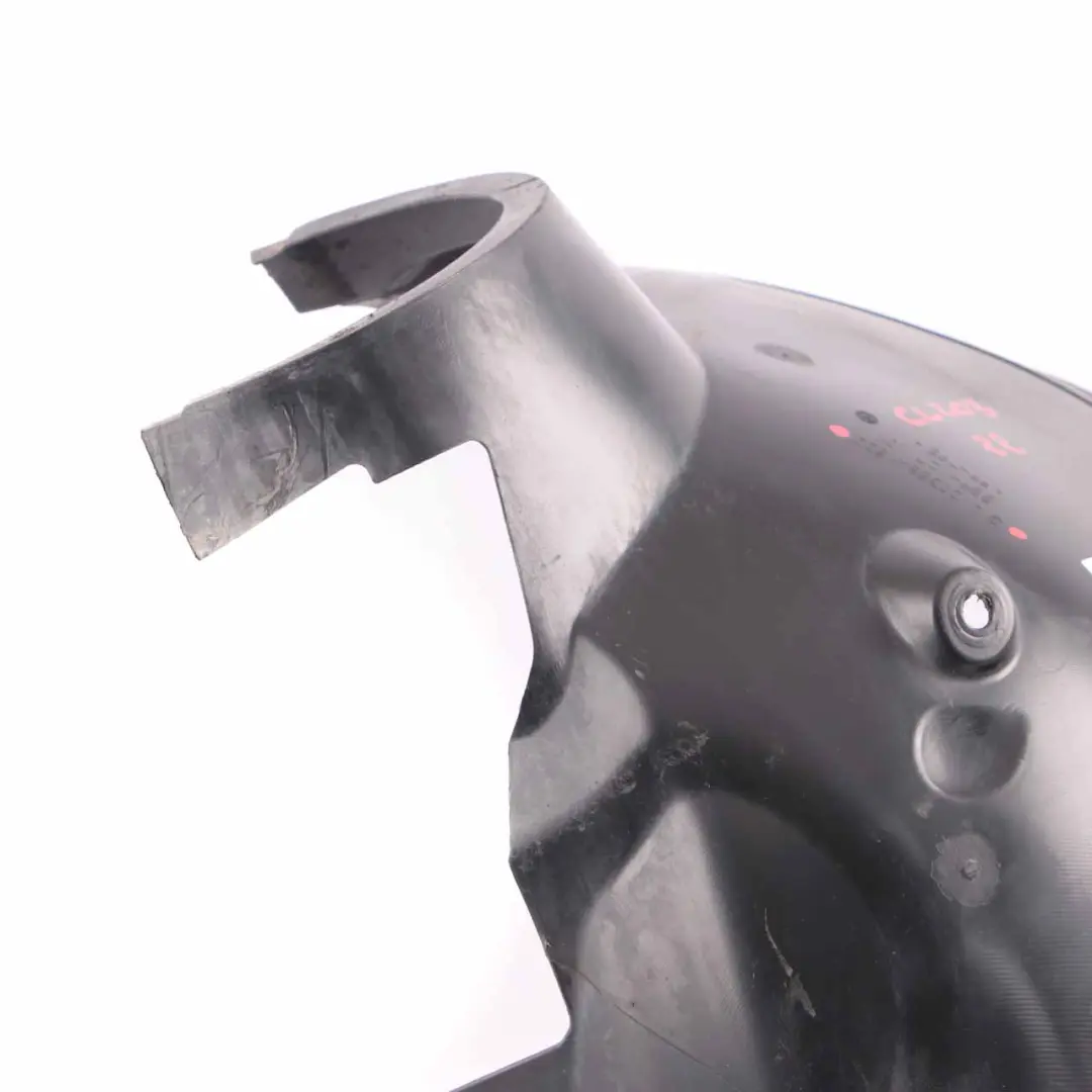 Couvercle de passage de roue avant droite arrière pour Mercedes W203 CL203 à propos du numéro de pièce A2038841822 Mercedes W203 CL203 Couvercle de passage de roue avant droite arrière - SKU A2038841822 - Numéro de pièce A2038841822