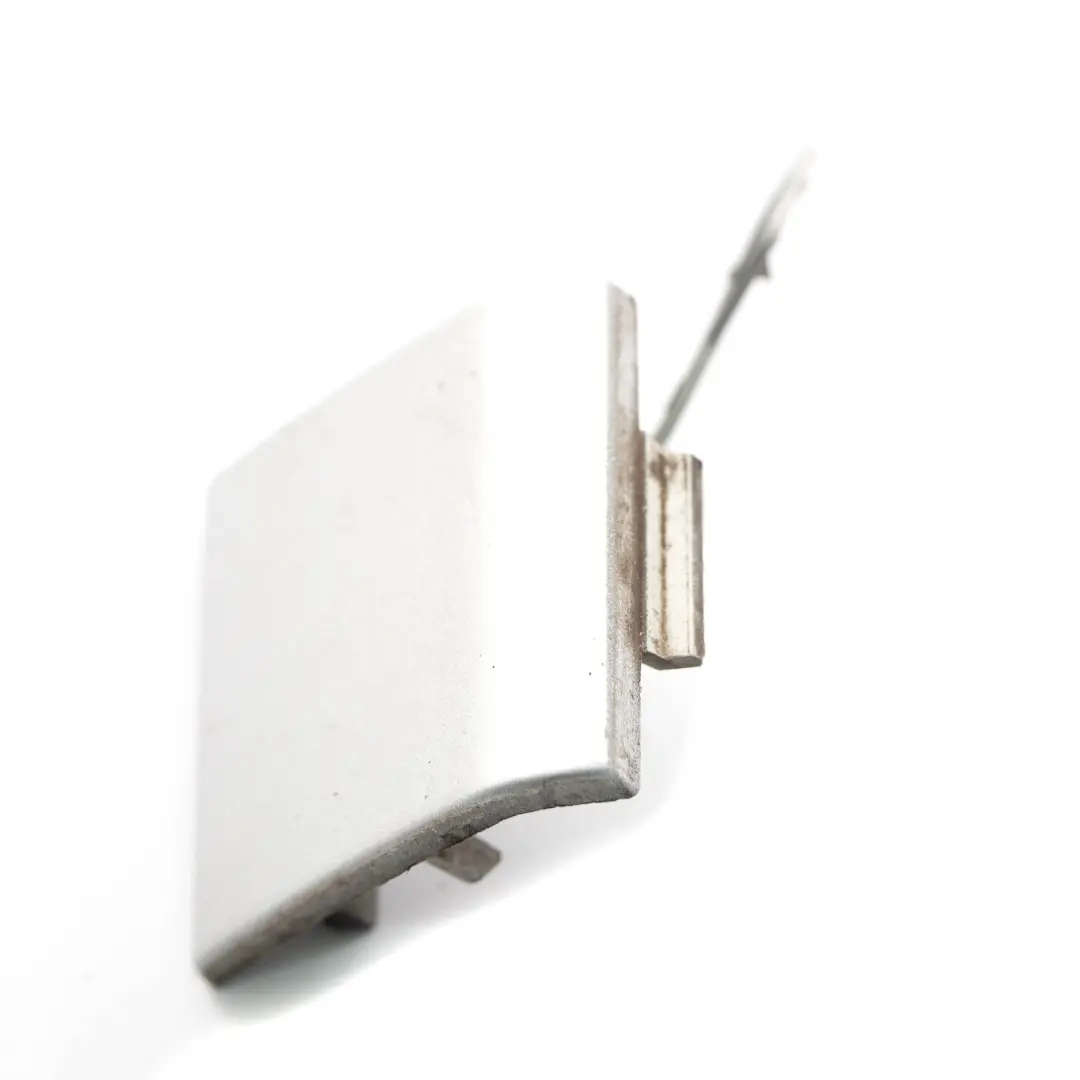 Copri paraurti anteriore Occhiello Iridium Silver per Mercedes W203 con numero di parte A2038850026 Mercedes W203 Copri paraurti anteriore Occhiello Iridium Silver - SKU A2038850026-IRS - Numero di parte A2038850026