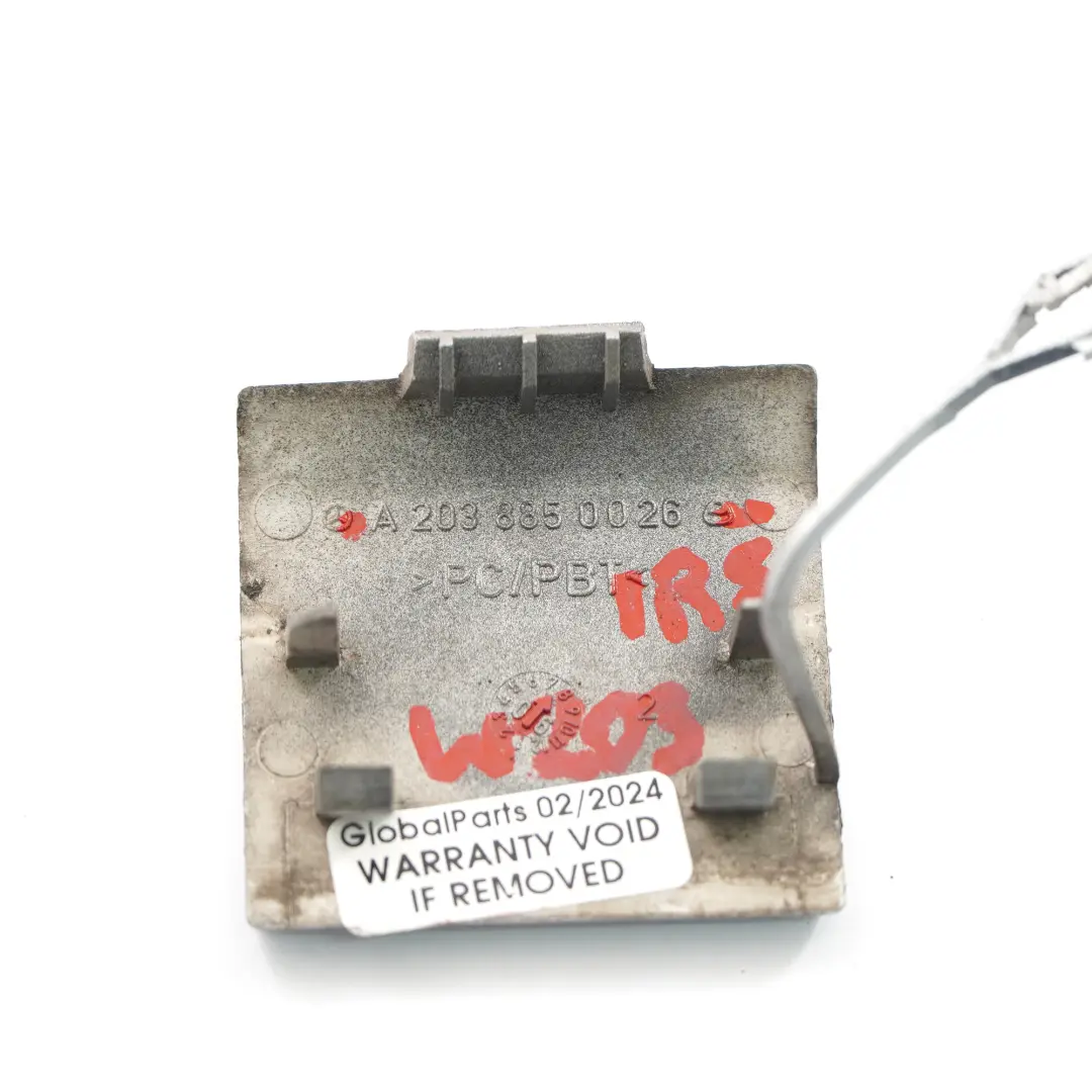 Frontstoßstange Abdeckung Klappe Iridium Silber für Mercedes W203 mit Teilenummer A2038850026 Mercedes W203 Frontstoßstange Abdeckung Klappe Iridium Silber - SKU A2038850026-IRS - Teilenummer A2038850026