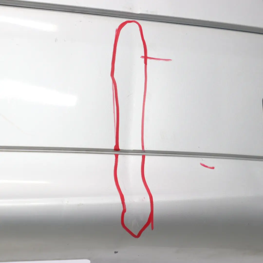 Zderzak Tylny Iridium Silver - 775 do Mercedes W203 o numerze A2038851625 Mercedes W203 Zderzak Tylny Iridium Silver - 775 - SKU A2038851625-IRS - Numer Części A2038851625