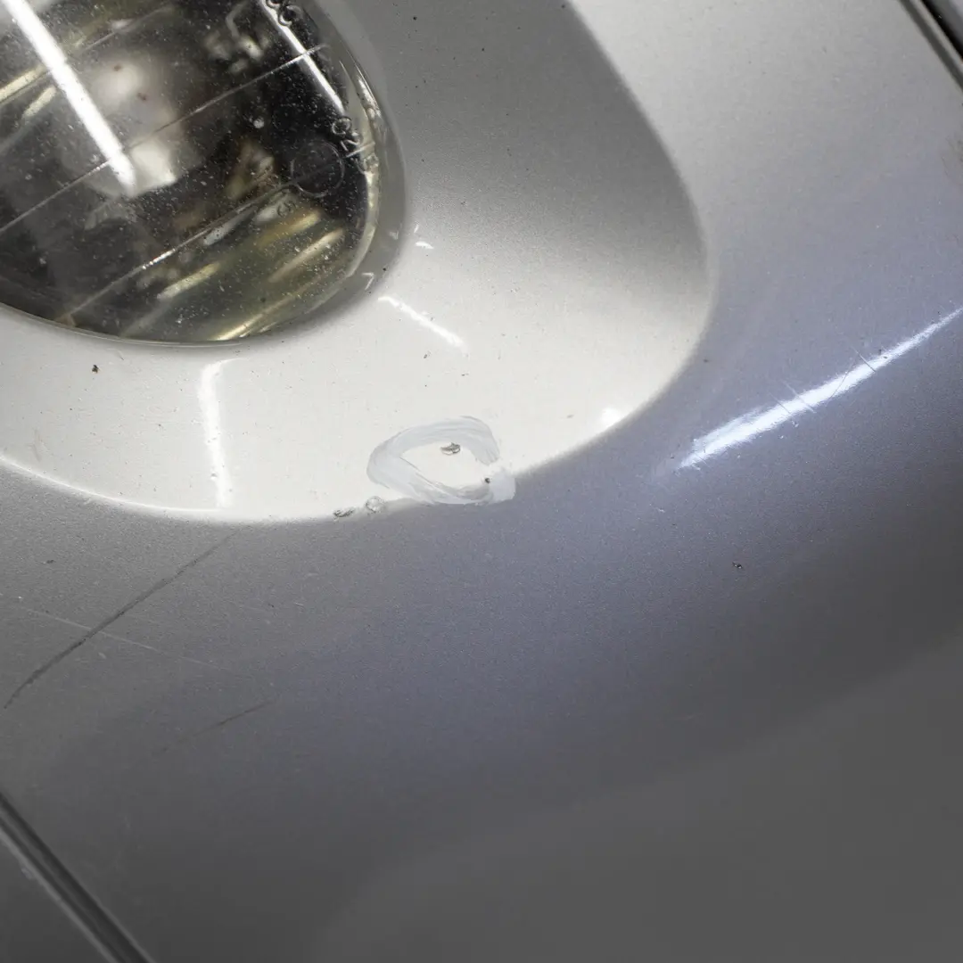 Zderzak Przedni Brilliant Silver 744 do Mercedes W203 o numerze A2038853025 Mercedes W203 Zderzak Przedni Brilliant Silver 744 - SKU A2038853025-BRS - Numer Części A2038853025