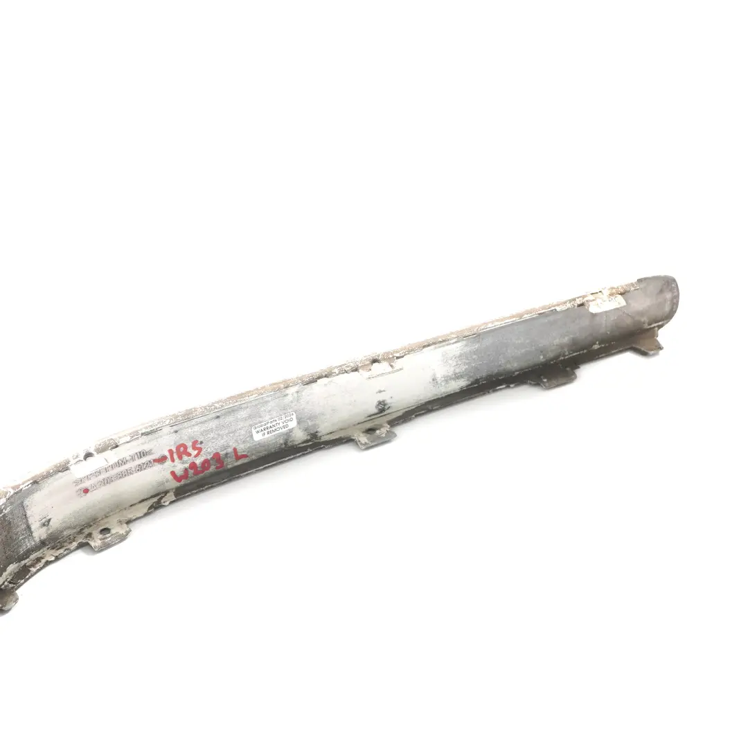 Paraurti anteriore bordo angolo sinistro Argento per Mercedes W203 con numero di parte A2038856121 Mercedes W203 Paraurti anteriore bordo angolo sinistro Argento - SKU A2038856121-IRS - Numero di parte A2038856121