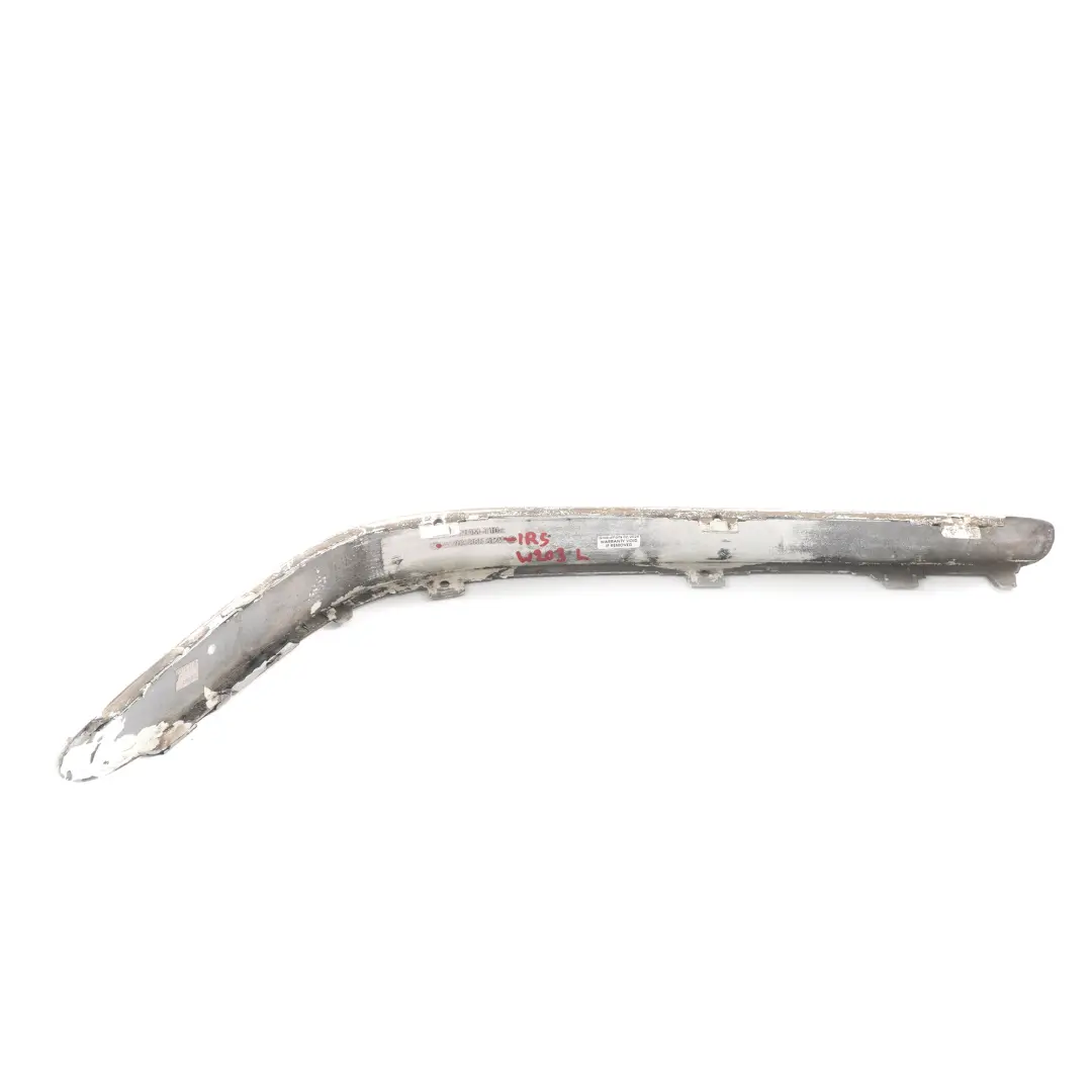 Listwa Zderzaka Lewy Przód Srebrna do Mercedes W203 o numerze A2038856121 Mercedes W203 Listwa Zderzaka Lewy Przód Srebrna - SKU A2038856121-IRS - Numer Części A2038856121