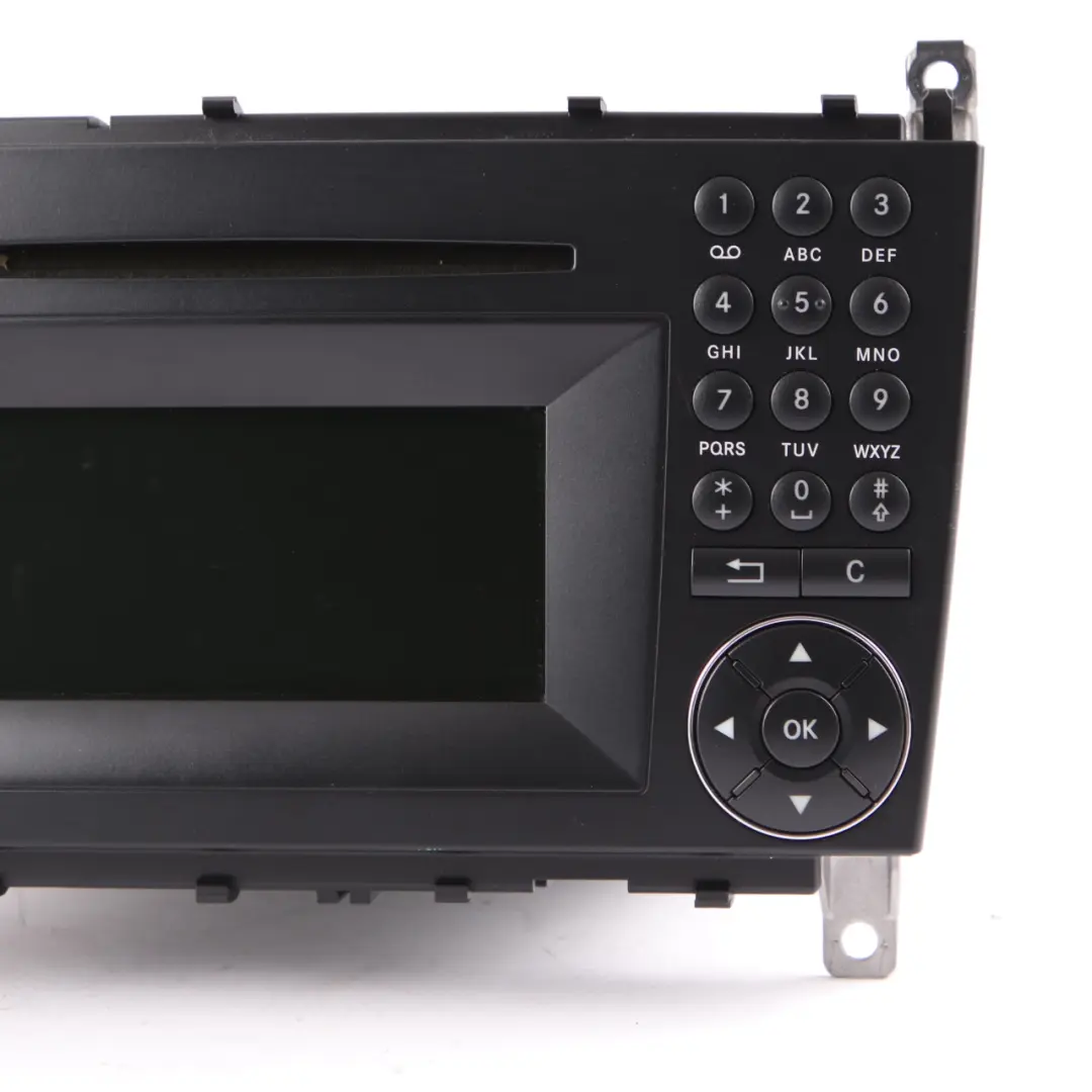 Lettore CD Radio Unita Audio per Mercedes CL203 CLC con numero di parte A2039000100 Mercedes CL203 CLC Lettore CD Radio Unita Audio - SKU A2039000100 - Numero di parte A2039000100