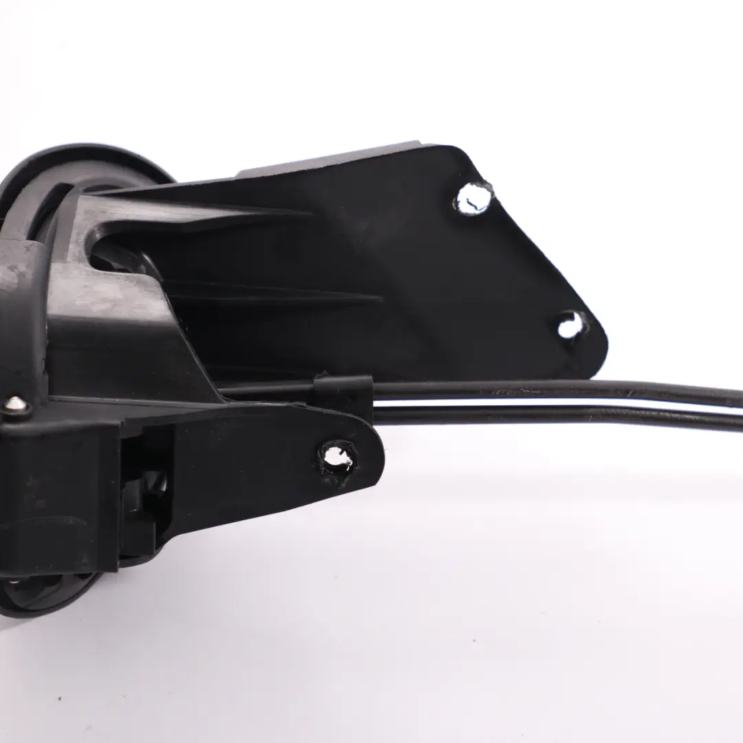 Embellecedor liberación asidero asiento delantero derecho Cable para Mercedes CL203 con número de pieza A2039100261 Mercedes CL203 Embellecedor liberación asidero asiento delantero derecho Cable - SKU A2039100261 - Número de pieza A2039100261