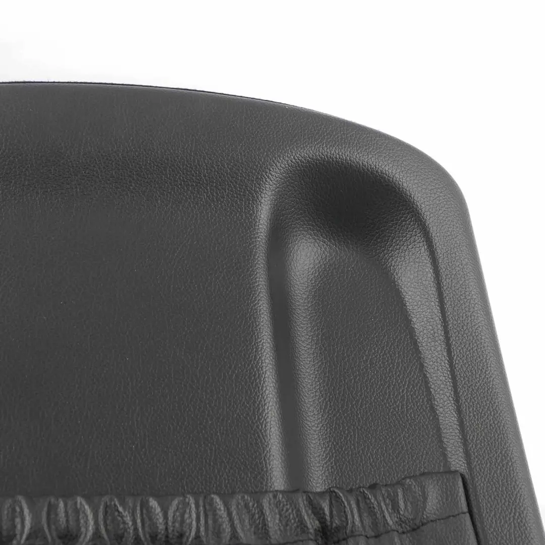 Sitz lehnen verkleidung vorne links Schwarz Kunstleder für Mercedes W203 mit Teilenummer A2039101239 Mercedes W203 Sitz lehnen verkleidung vorne links Schwarz Kunstleder - SKU A2039101239 - Teilenummer A2039101239