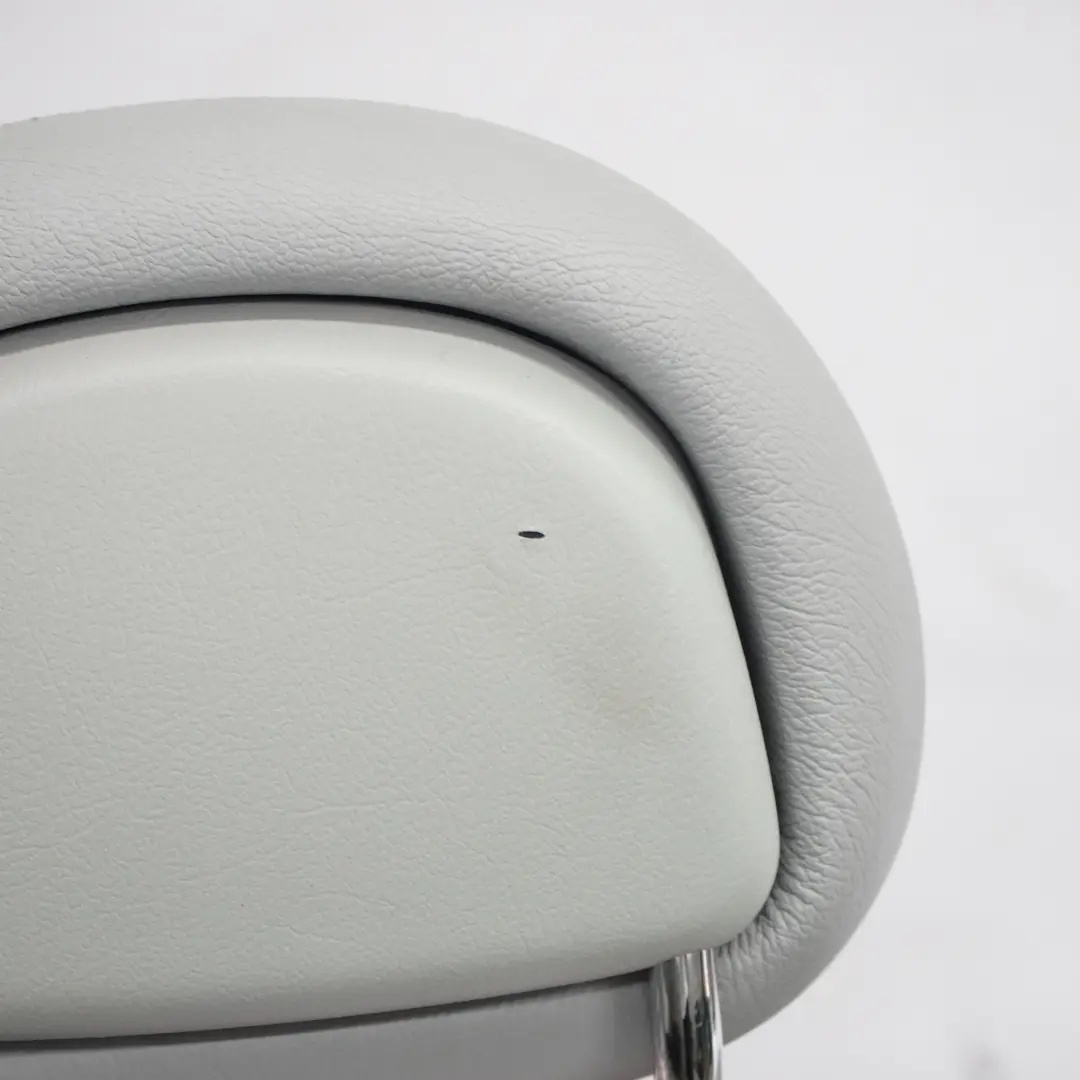 Fotel Prawy Przód Skóra Orion Szara do Mercedes W203 o numerze A2039102147 Mercedes W203 Fotel Prawy Przód Skóra Orion Szara - SKU A2039102147-1 - Numer Części A2039102147