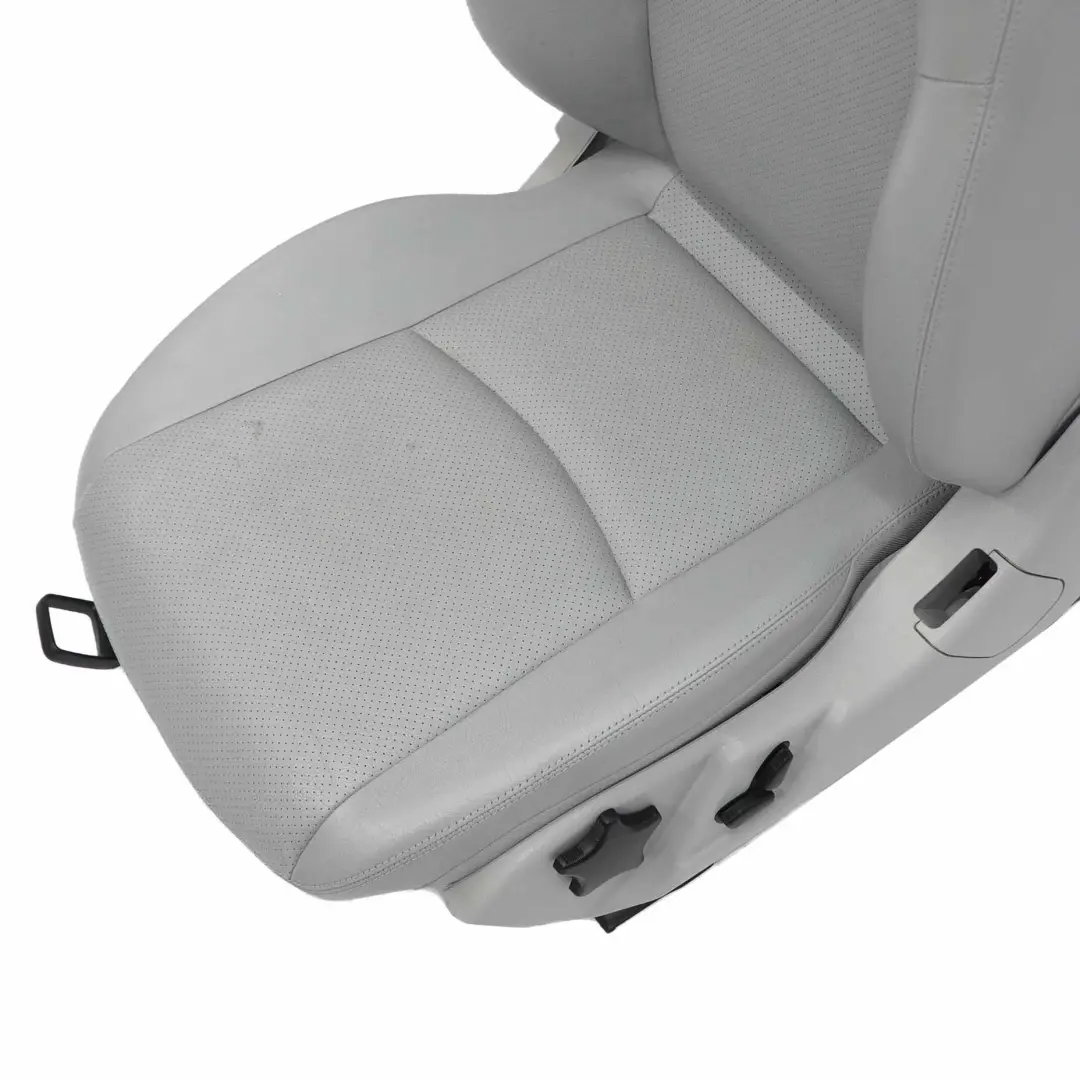 Mercedes W203 Fotel Lewy Przód Skóra Orion Szara - SKU A2039102147-2 - Numer Części A2039102147