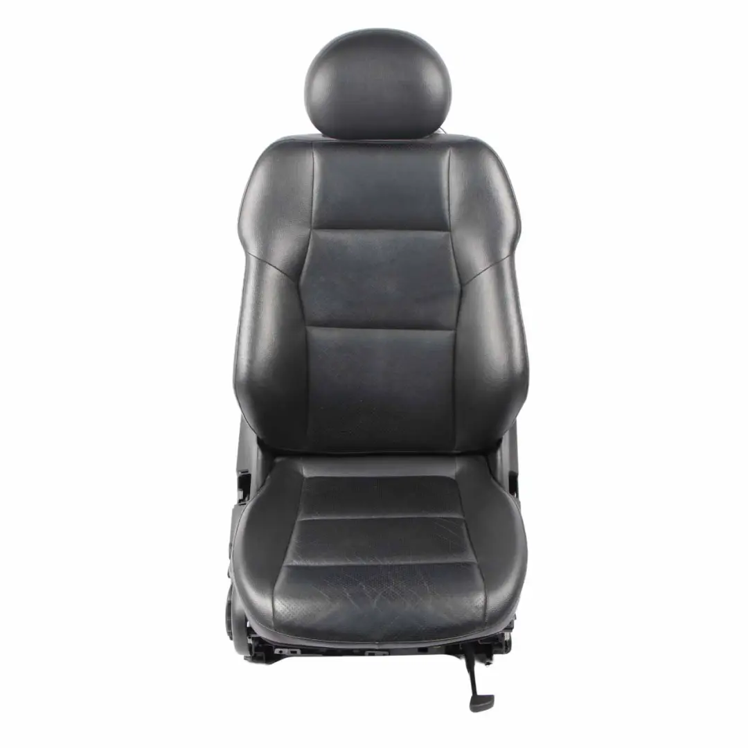 Asiento Delantero Mercedes W203 Sport Negro Imitación Cuero Derecho para con número de pieza A2039107047 Asiento Delantero Mercedes W203 Sport Negro Imitación Cuero Derecho - SKU A2039107047-1 - Número de pieza A2039107047