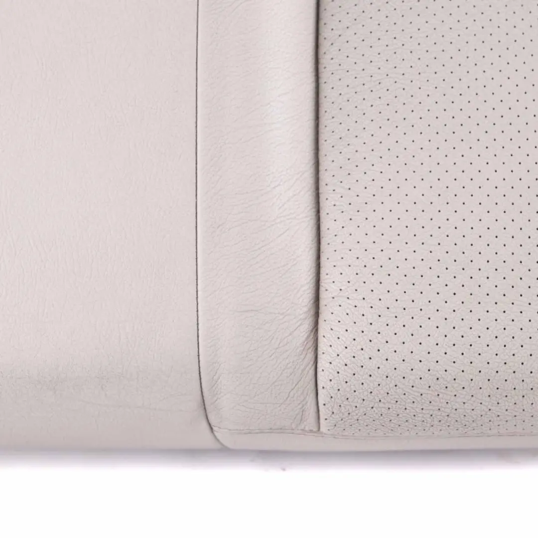 Housse de siège arrière gauche Housse coussin de siège cuir beige pour Mercedes CL203 à propos du numéro de pièce A2039200946 Mercedes CL203 Housse de siège arrière gauche Housse coussin de siège cuir beige - SKU A2039200946 - Numéro de pièce A2039200946