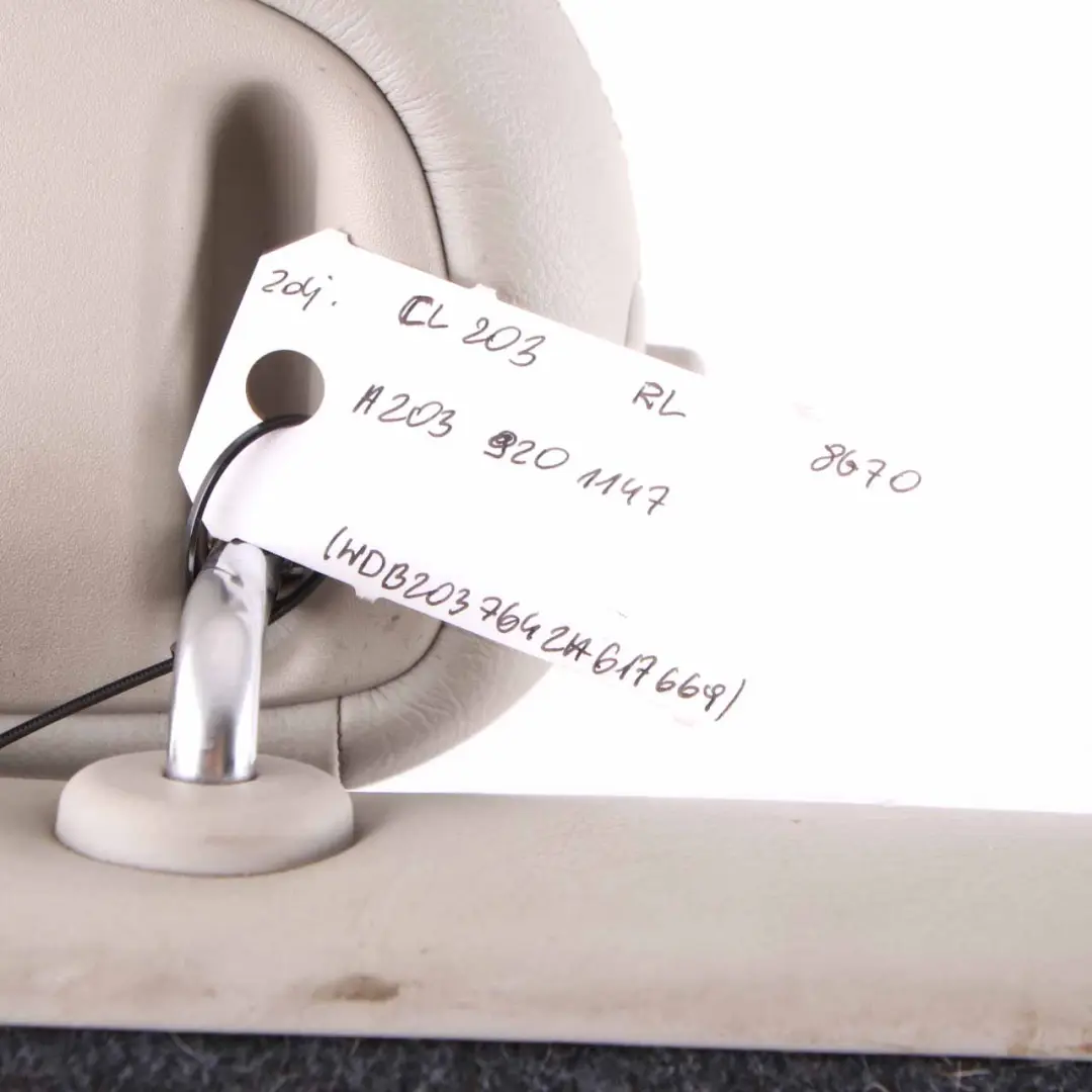 Dossier de siège arrière gauche Housse dossier siège cuir beige pour Mercedes CL203 à propos du numéro de pièce A2039201147 Mercedes CL203 Dossier de siège arrière gauche Housse dossier siège cuir beige - SKU A2039201147 - Numéro de pièce A2039201147