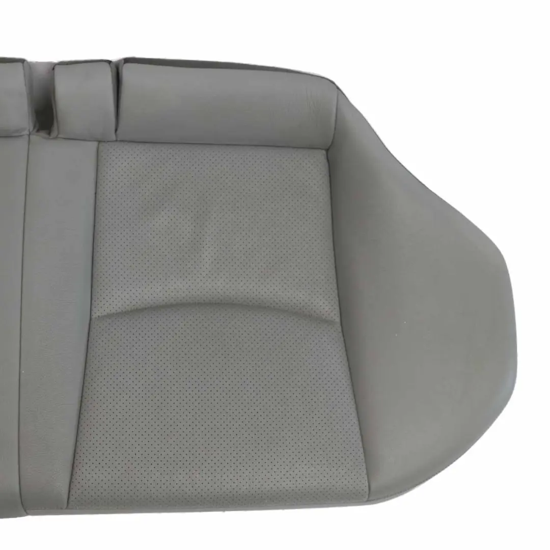 Rücksitzbank Couchbezug Kissen Orion Grau Leder für Mercedes W203 mit Teilenummer A2039202346 Mercedes W203 Rücksitzbank Couchbezug Kissen Orion Grau Leder - SKU A2039202346 - Teilenummer A2039202346