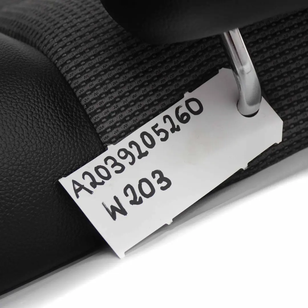 dossier arrière banquette tissu cuir anthracite pour Mercedes W203 à propos du numéro de pièce A2039205260 Mercedes W203 dossier arrière banquette tissu cuir anthracite - SKU A2039205260 - Numéro de pièce A2039205260