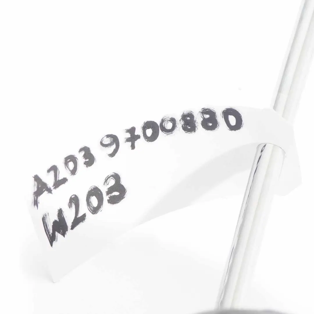 Mercedes W203 Sitz Kopfstütze vorne links rechts Schwarz Leder Kopfstütze - SKU A2039700880 - Teilenummer A2039700880