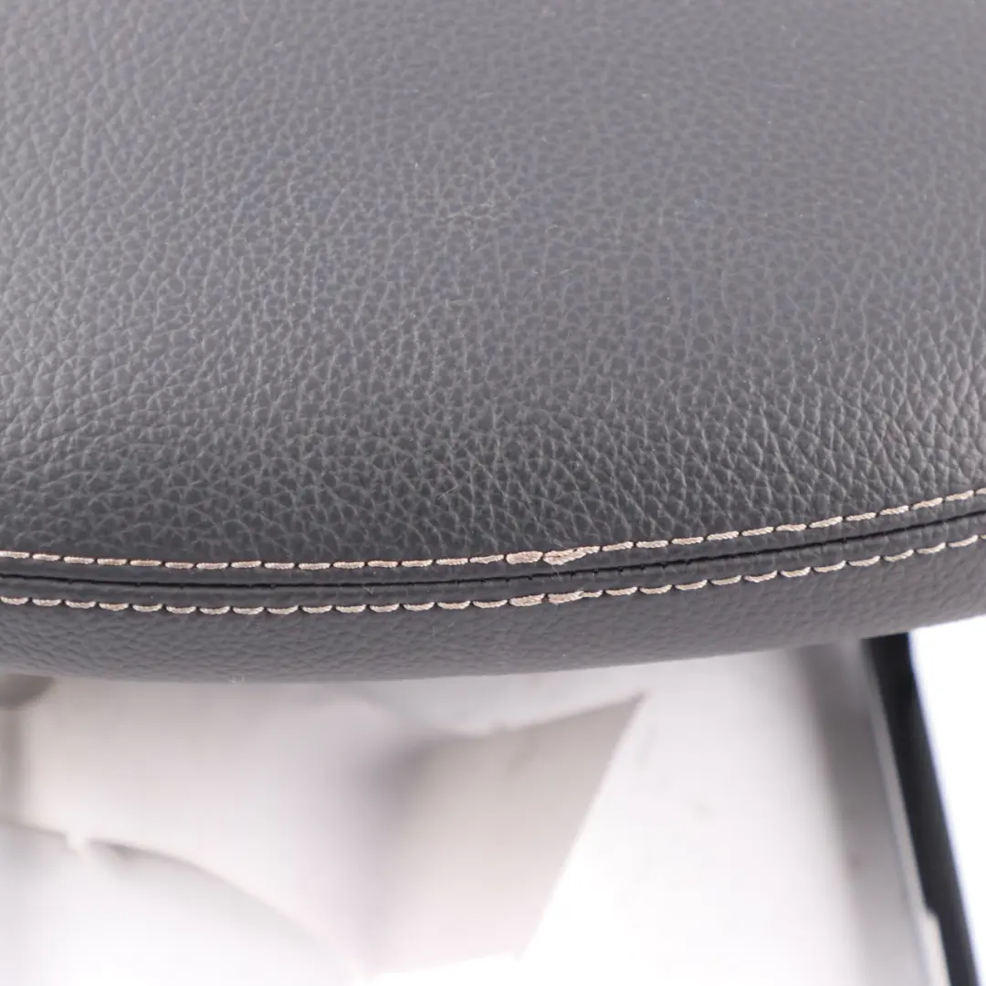 Appui tête siège avant gauche droite en cuir noir pour Mercedes CLC CL203 à propos du numéro de pièce A2039705878 Mercedes CLC CL203 Appui tête siège avant gauche droite en cuir noir - SKU A2039705878 - Numéro de pièce A2039705878