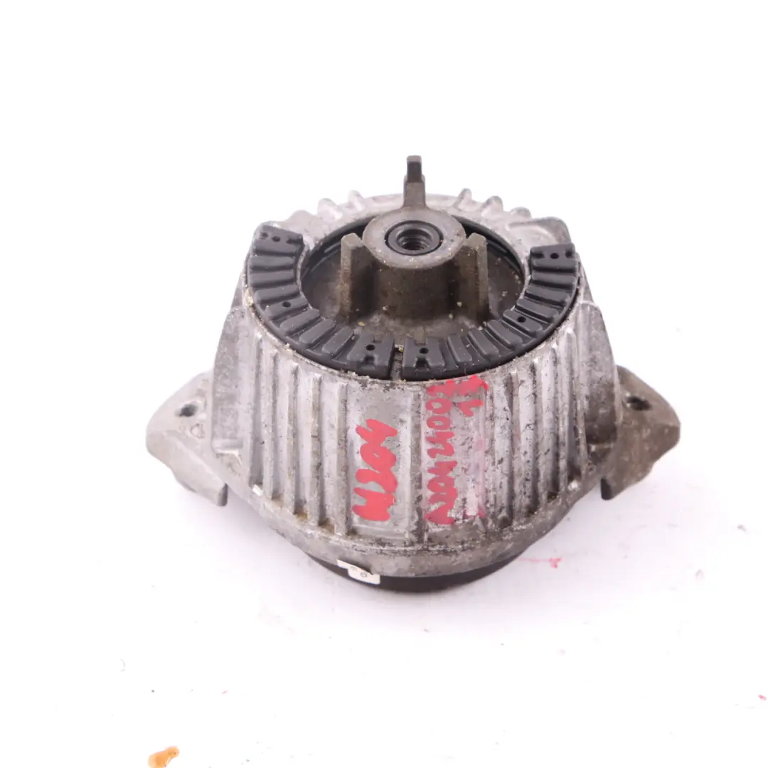 W207 CDI Supporto Motore Sinistro Montaggio Diesel per Mercedes W204 con numero di parte A2042400217 Mercedes W204 W207 CDI Supporto Motore Sinistro Montaggio Diesel - SKU A2042400217 - Numero di parte A2042400217