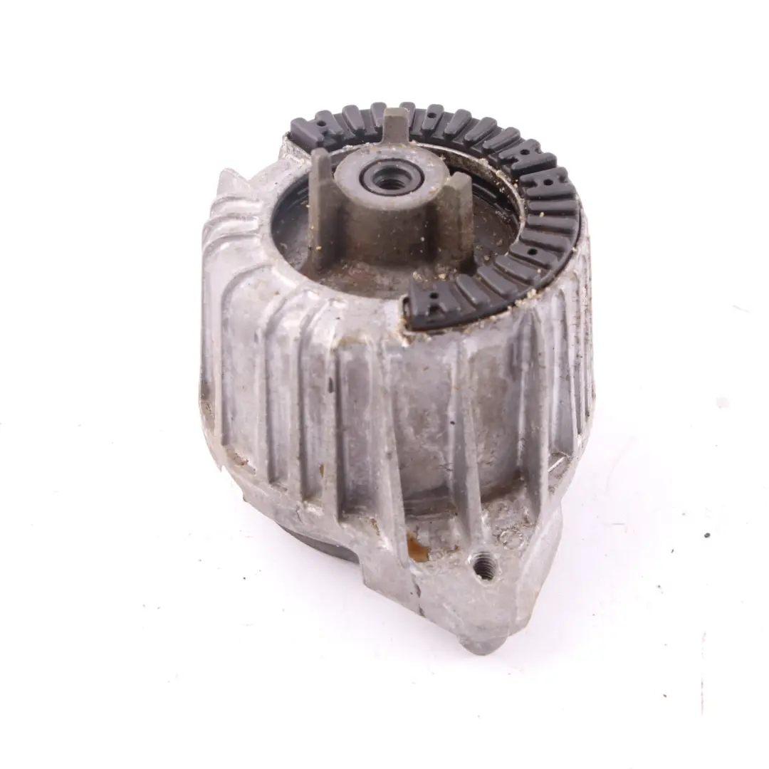 Poduszka Silnika Lewa do Mercedes W204 o numerze A2042400217 Mercedes W204 Poduszka Silnika Lewa - SKU A2042400217 - Numer Części A2042400217