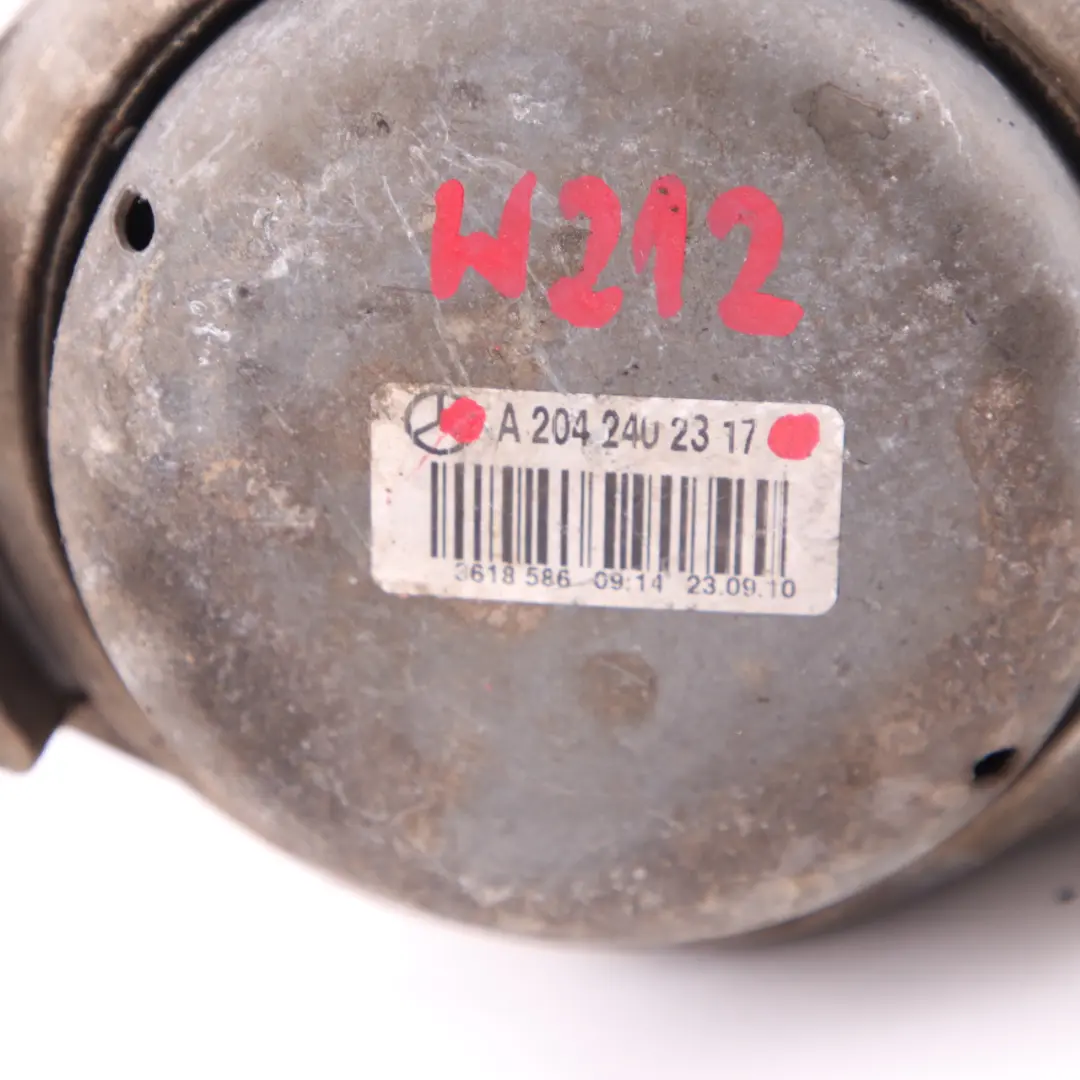 Mount Mercedes W212 Diesel OM642 Right O/S Support Holder to Engine with Part number A2042402317 Engine Mount Mercedes W212 Diesel OM642 Right O/S Support Holder - SKU A2042402317 - Part number A2042402317