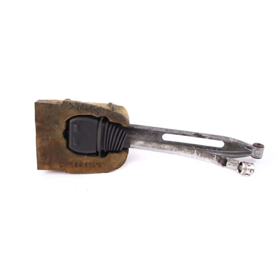 Selector Mercedes W204 Shifting Arm Lever Mechanism Manual to Gear with Part number A2042670124 Gear Selector Mercedes W204 Shifting Arm Lever Mechanism Manual - SKU A2042670124 - Part number A2042670124