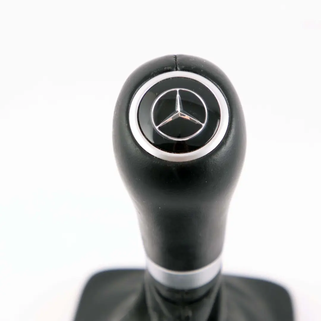 Couvercle Levier Vitesses Boîte Vitesses Automatique Mercedes W212 - SKU A2042672310 - Numéro de pièce A2042672310