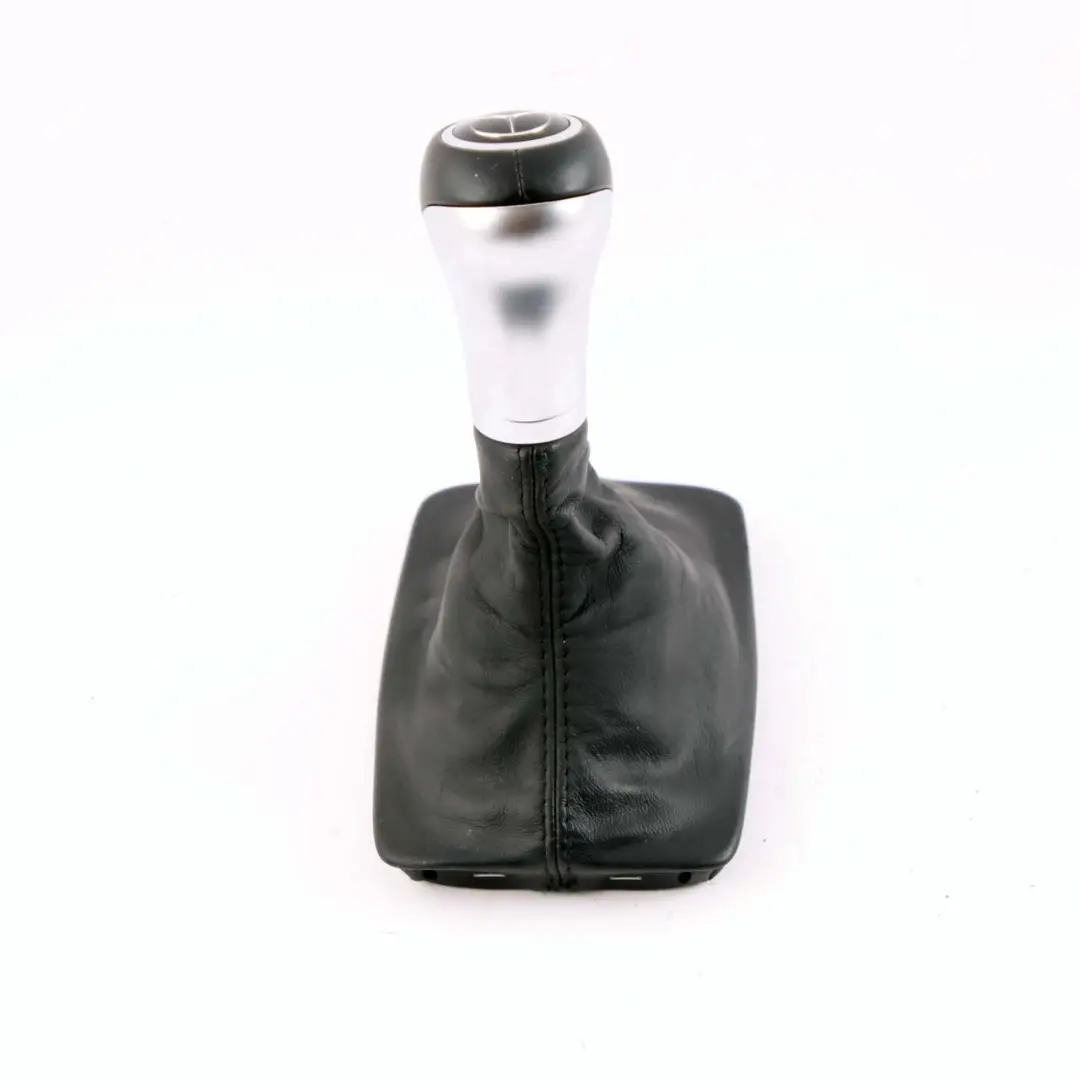 Leva Copertura Selettore Manopola Cambio Automatico per Mercedes W212 con numero di parte A2042672310 Mercedes W212 Leva Copertura Selettore Manopola Cambio Automatico - SKU A2042672310 - Numero di parte A2042672310