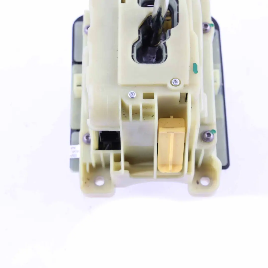 Wählhebel Mercedes W212 Automatik-Schaltmechanismus für mit Teilenummer A2042676324 Wählhebel Mercedes W212 Automatik-Schaltmechanismus - SKU A2042676324 - Teilenummer A2042676324