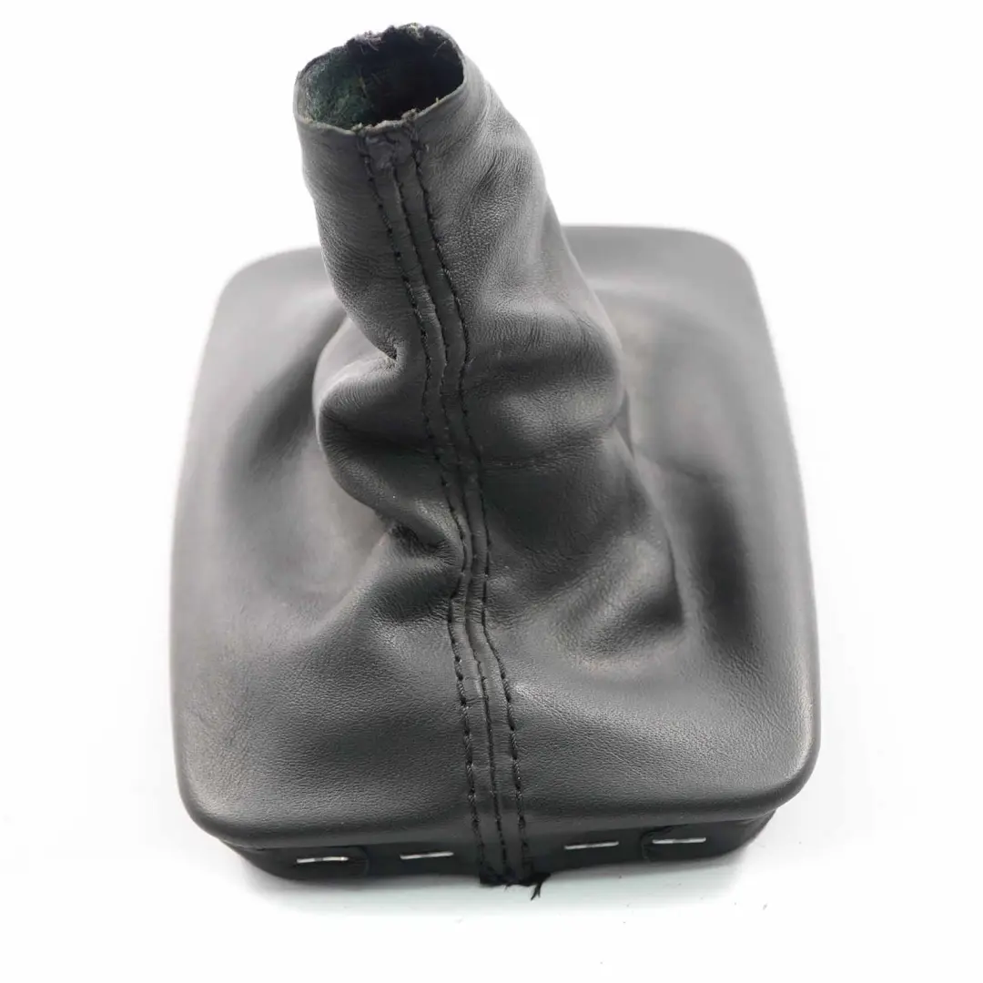 Bouton levier Mercedes W204 W207 Sélecteur Couvercle Levier pour à propos du numéro de pièce A2042677510 Bouton levier Mercedes W204 W207 Sélecteur Couvercle Levier - SKU A2042677510 - Numéro de pièce A2042677510