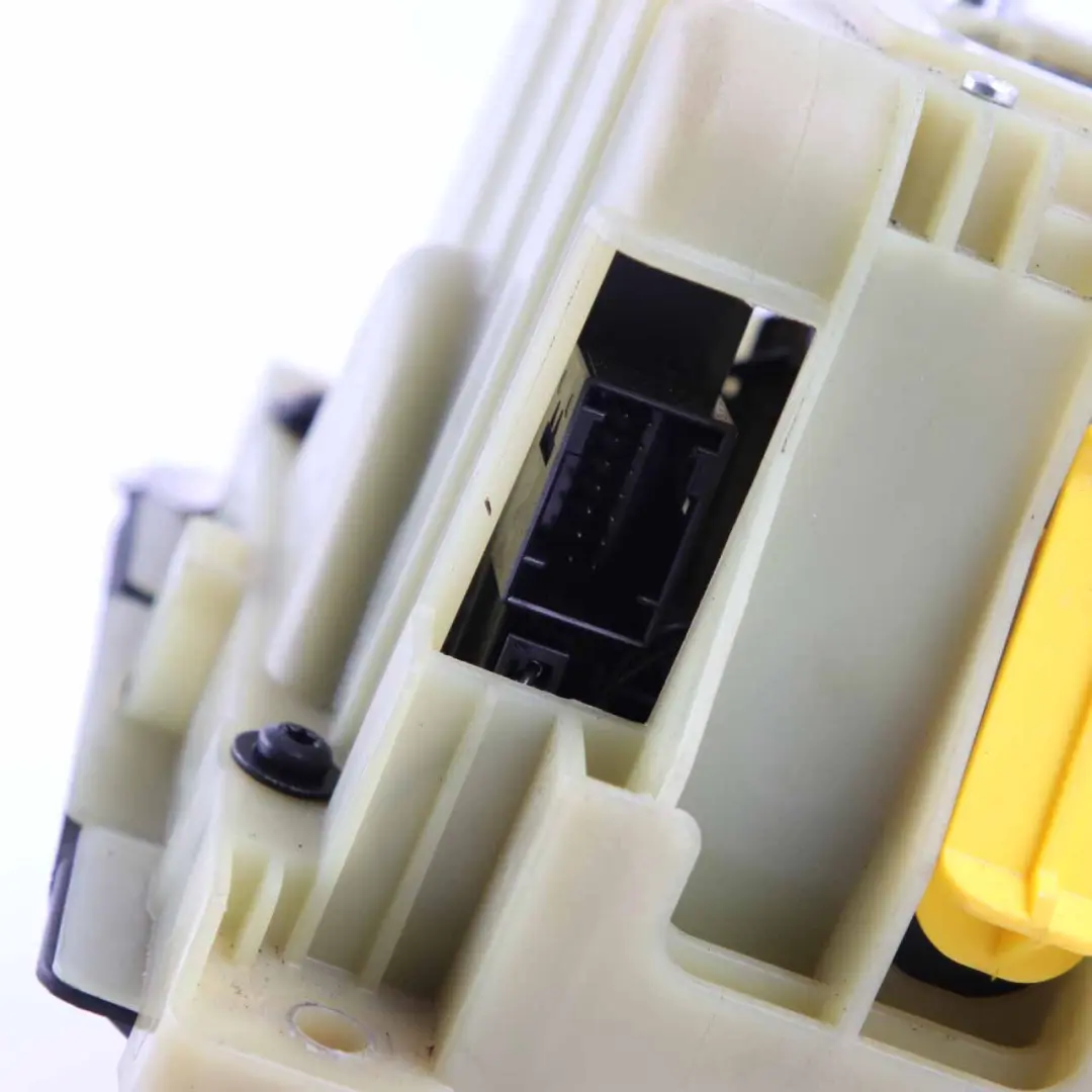 Mercedes W204 Gear Selector Lever Automatic Gear Shift Mechanism A2042675724 - SKU A2042677624 - Part number A2042677624