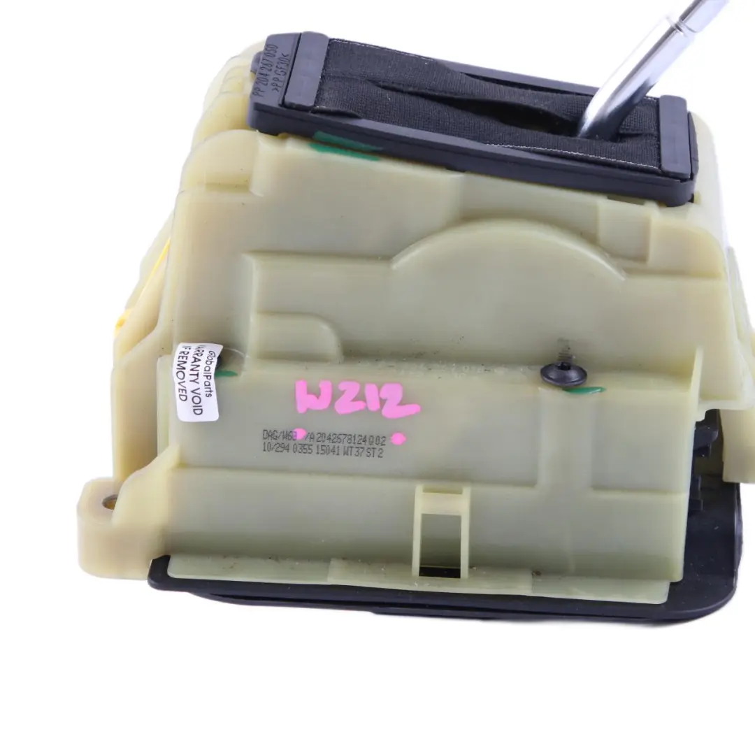 Selector Mercedes W212 Shift Knob Mechanism Automatic Gearbox A2042678124 to Gear with Part number A2042678224 Gear Selector Mercedes W212 Shift Knob Mechanism Automatic Gearbox A2042678124 - SKU A2042678224 - Part number A2042678224