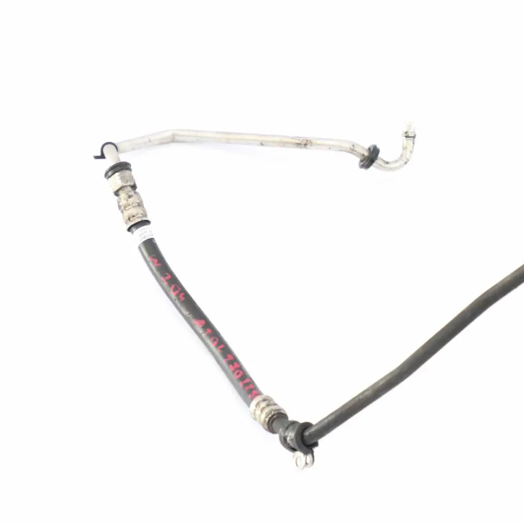 Tuyau d'huile de boîte de vitesses gauche pour Mercedes W204 à propos du numéro de pièce A2042702796 Mercedes W204 Tuyau d'huile de boîte de vitesses gauche - SKU A2042702796 - Numéro de pièce A2042702796