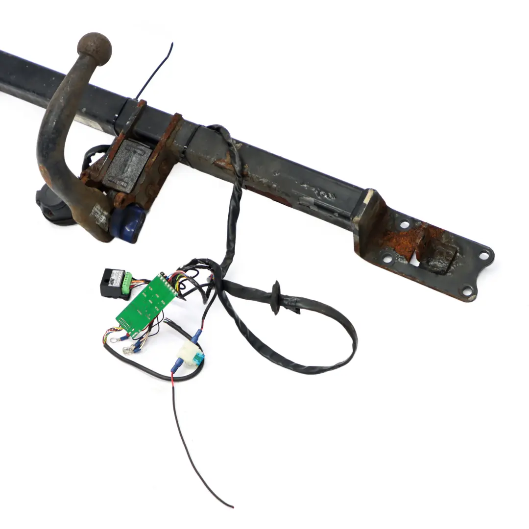 Gancio di traino Meccanismo di traino Horizon TME024DT per Mercedes W204 con numero di parte A2043100400 Mercedes W204 Gancio di traino Meccanismo di traino Horizon TME024DT - SKU A2043100400 - Numero di parte A2043100400