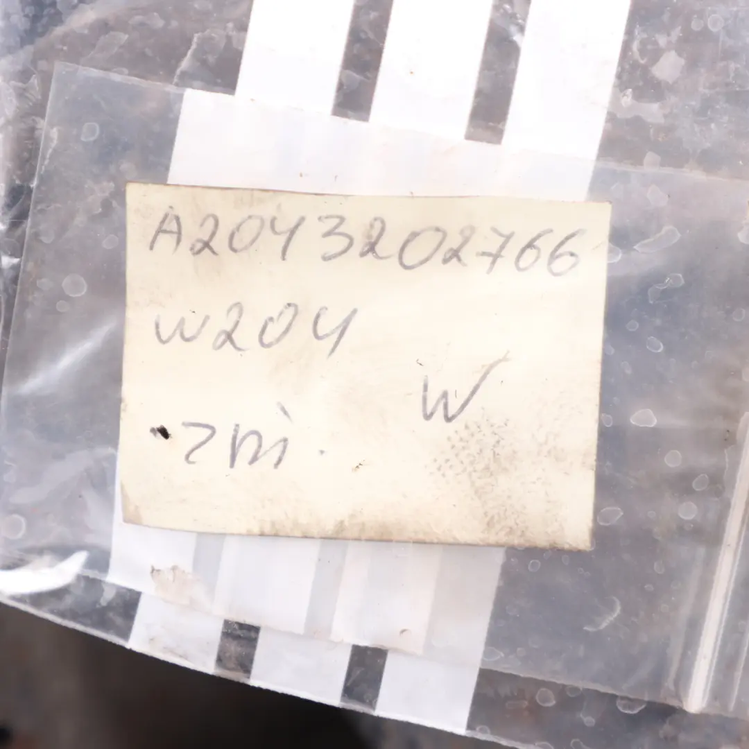 Amortisseur Avant Gauche Droite Ressort Jambe de Force pour Mercedes W204 à propos du numéro de pièce A2043202766 Mercedes W204 Amortisseur Avant Gauche Droite Ressort Jambe de Force - SKU A2043202766 - Numéro de pièce A2043202766