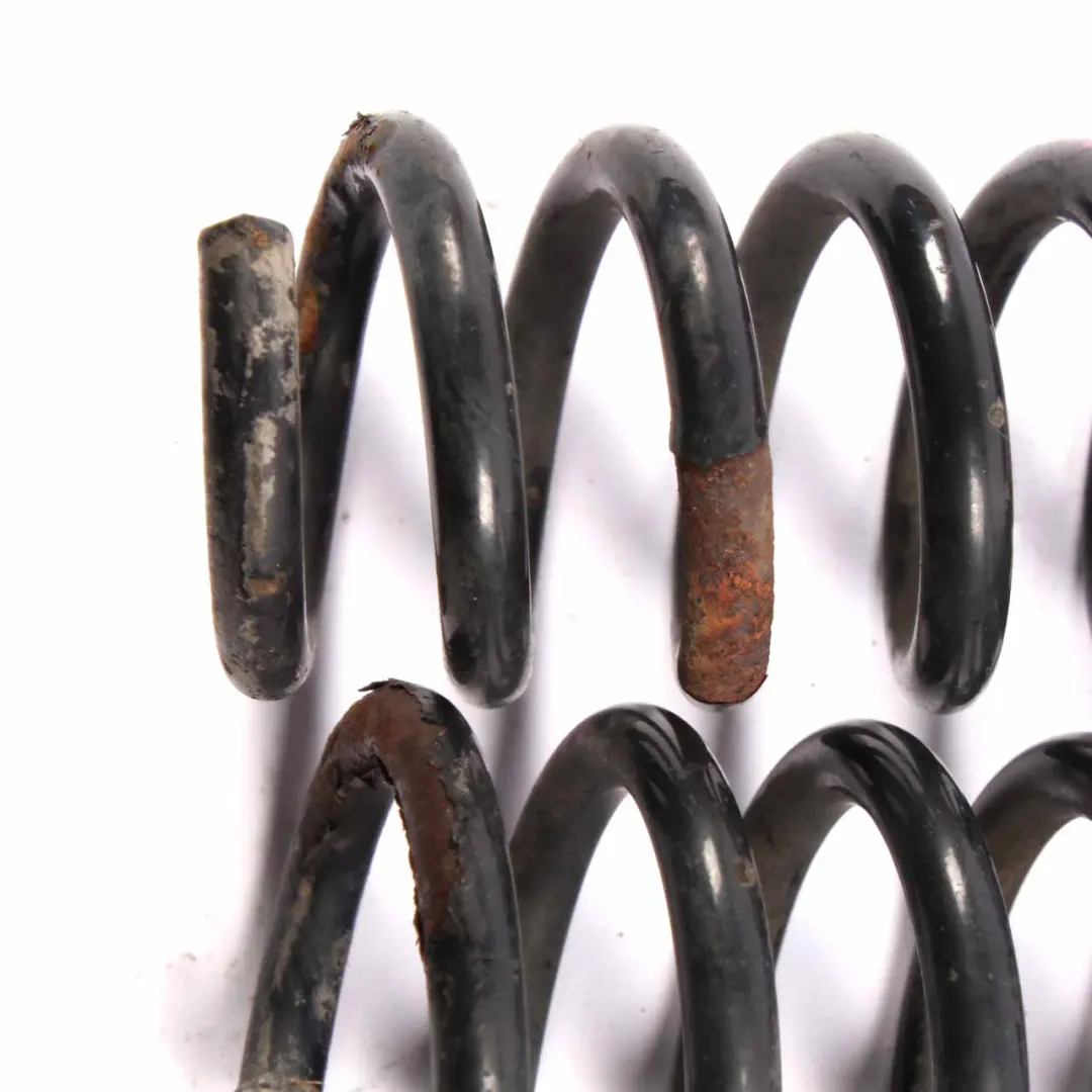 Sprężyny Zawieszenia Tył Zestaw do Mercedes W204 W212 o numerze A2043240304 Mercedes W204 W212 Sprężyny Zawieszenia Tył Zestaw - SKU A2043240304 - Numer Części A2043240304