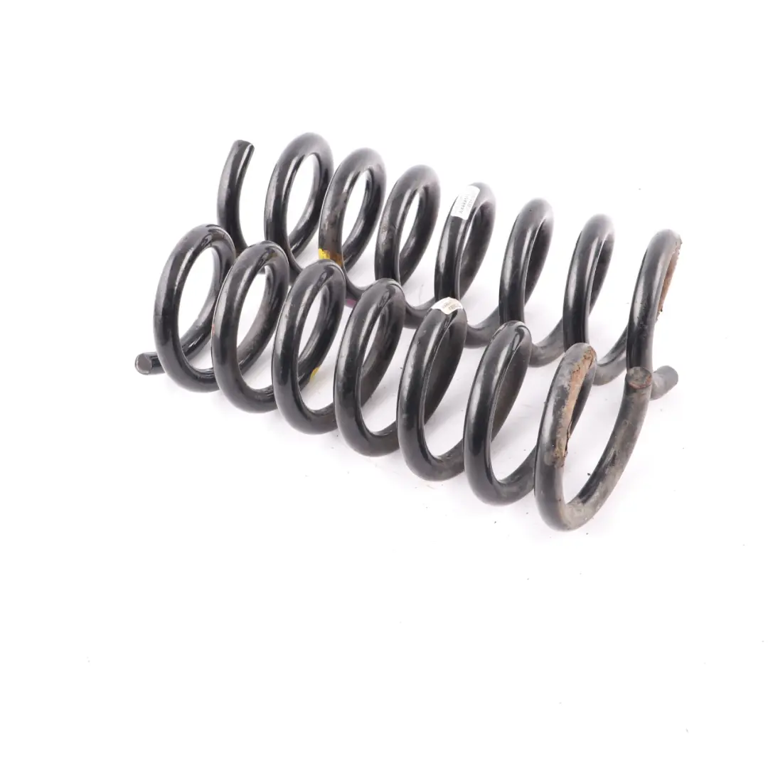 Mercedes W204 Suspension l'essieu arrière ressort hélicoïdal - SKU A2043240604 - Numéro de pièce A2043240604