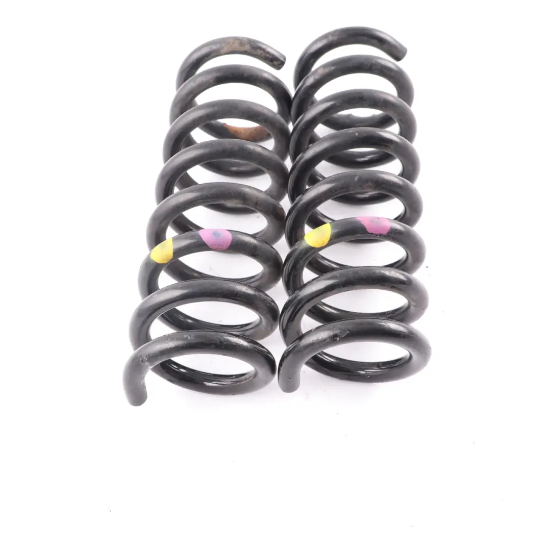 Mercedes W204 Suspension l'essieu arrière ressort hélicoïdal - SKU A2043240604 - Numéro de pièce A2043240604