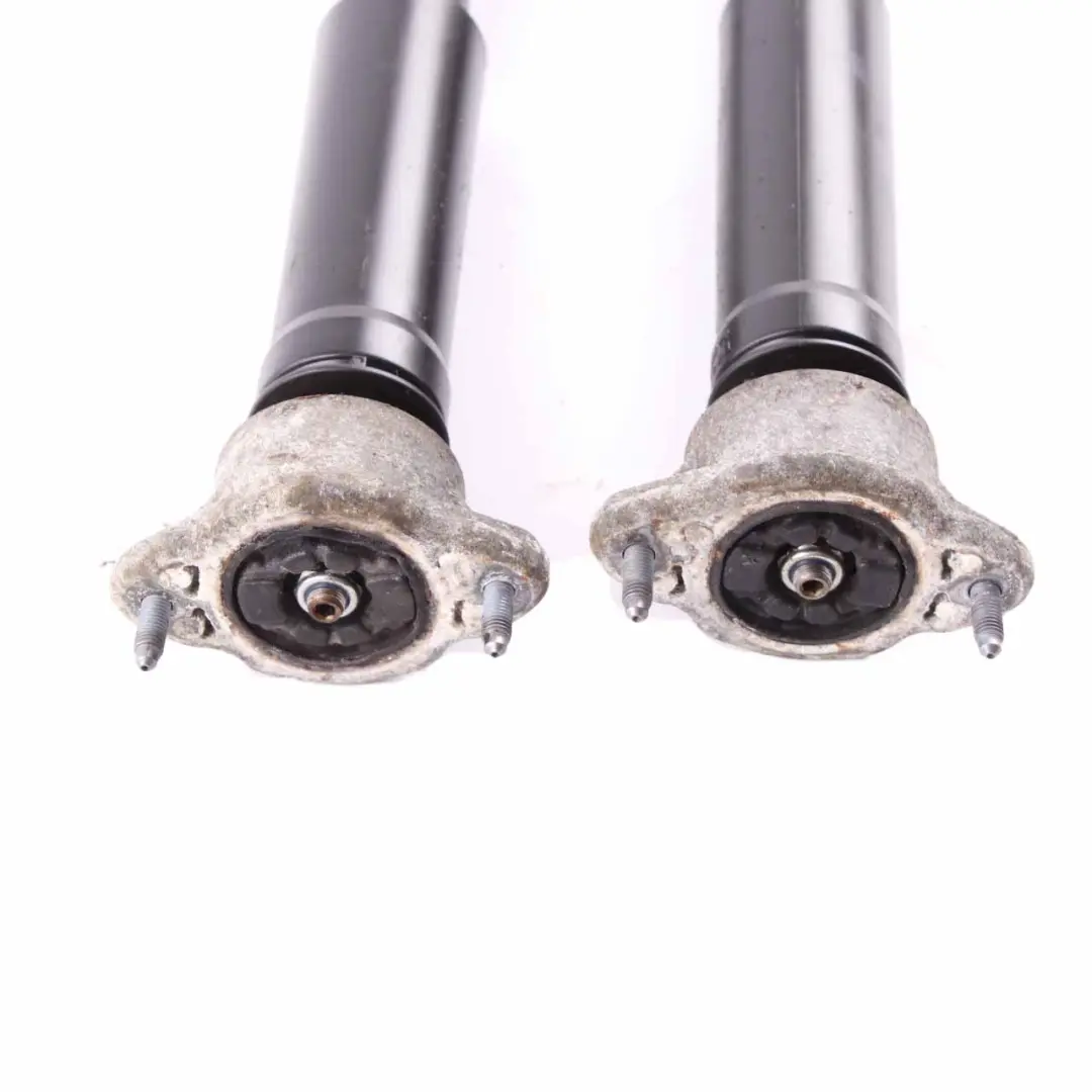 Puntone Posteriore Sinistro Destro Ammortizzatore Set per Mercedes W204 con numero di parte A2043260500 Mercedes W204 Puntone Posteriore Sinistro Destro Ammortizzatore Set - SKU A2043260500 - Numero di parte A2043260500