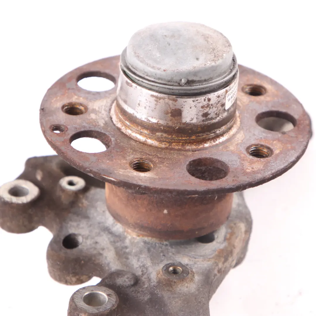 Portaruota Mercedes W204 W209 Sospensione anteriore sinistra Supporto mozo ruota per con numero di parte A2043320101 Portaruota Mercedes W204 W209 Sospensione anteriore sinistra Supporto mozo ruota - SKU A2043320101-6 - Numero di parte A2043320101