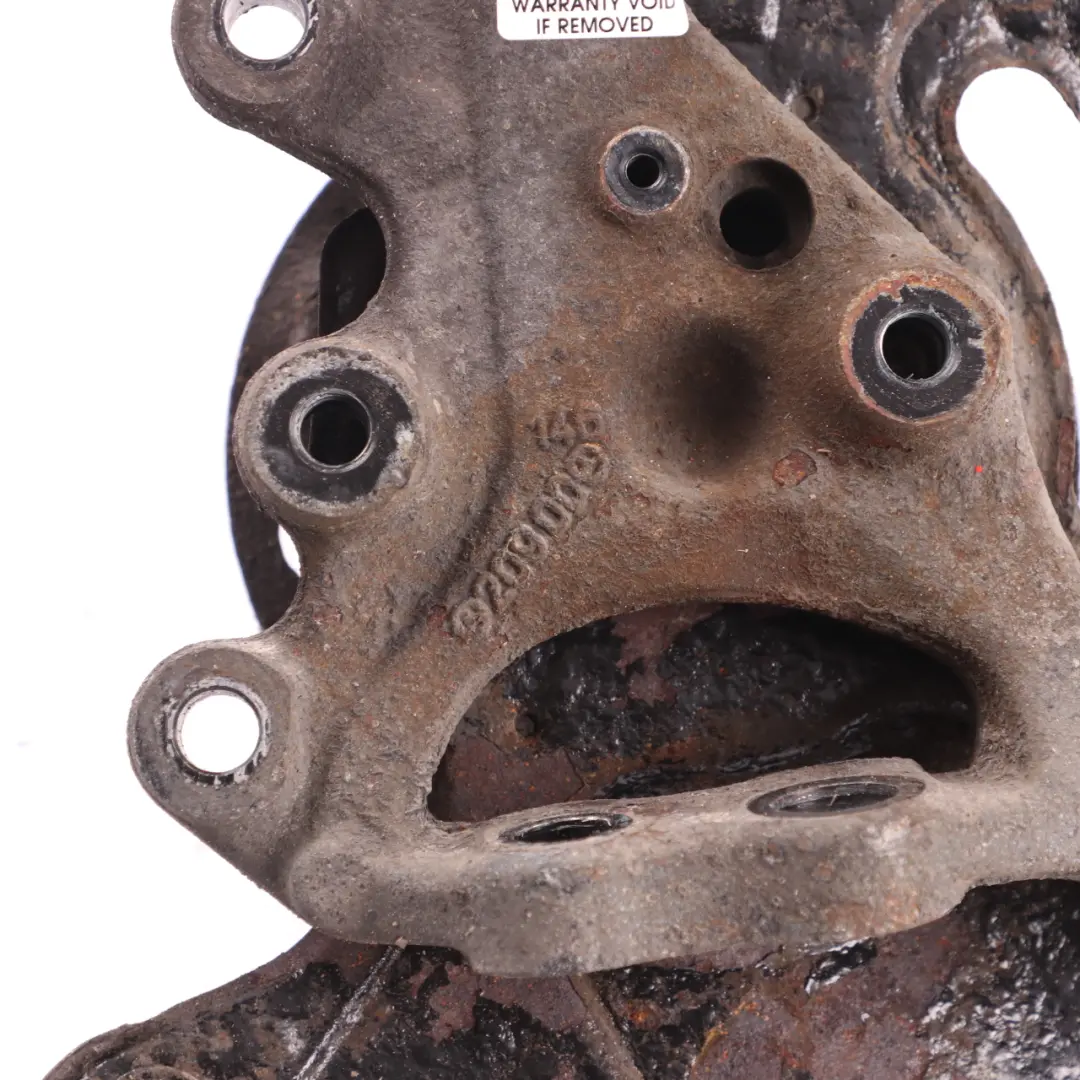 Mercedes W203 Support de roue moyeu roue de suspension avant gauche - SKU A2043320101 - Numéro de pièce A2043320101