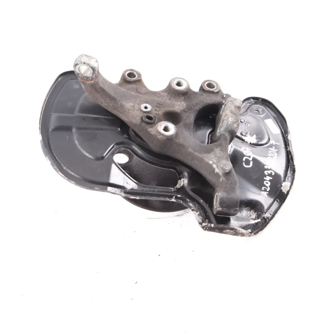 Zwrotnica Tarcza Prawy Przód do Mercedes W204 o numerze A2043320201 Mercedes W204 Zwrotnica Tarcza Prawy Przód - SKU A2043320201-3 - Numer Części A2043320201