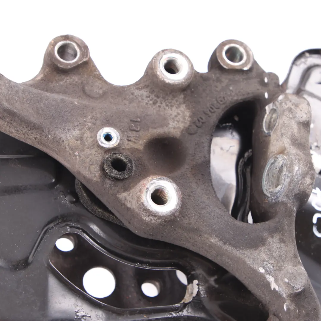 Zwrotnica Tarcza Prawy Przód do Mercedes W204 o numerze A2043320201 Mercedes W204 Zwrotnica Tarcza Prawy Przód - SKU A2043320201-3 - Numer Części A2043320201