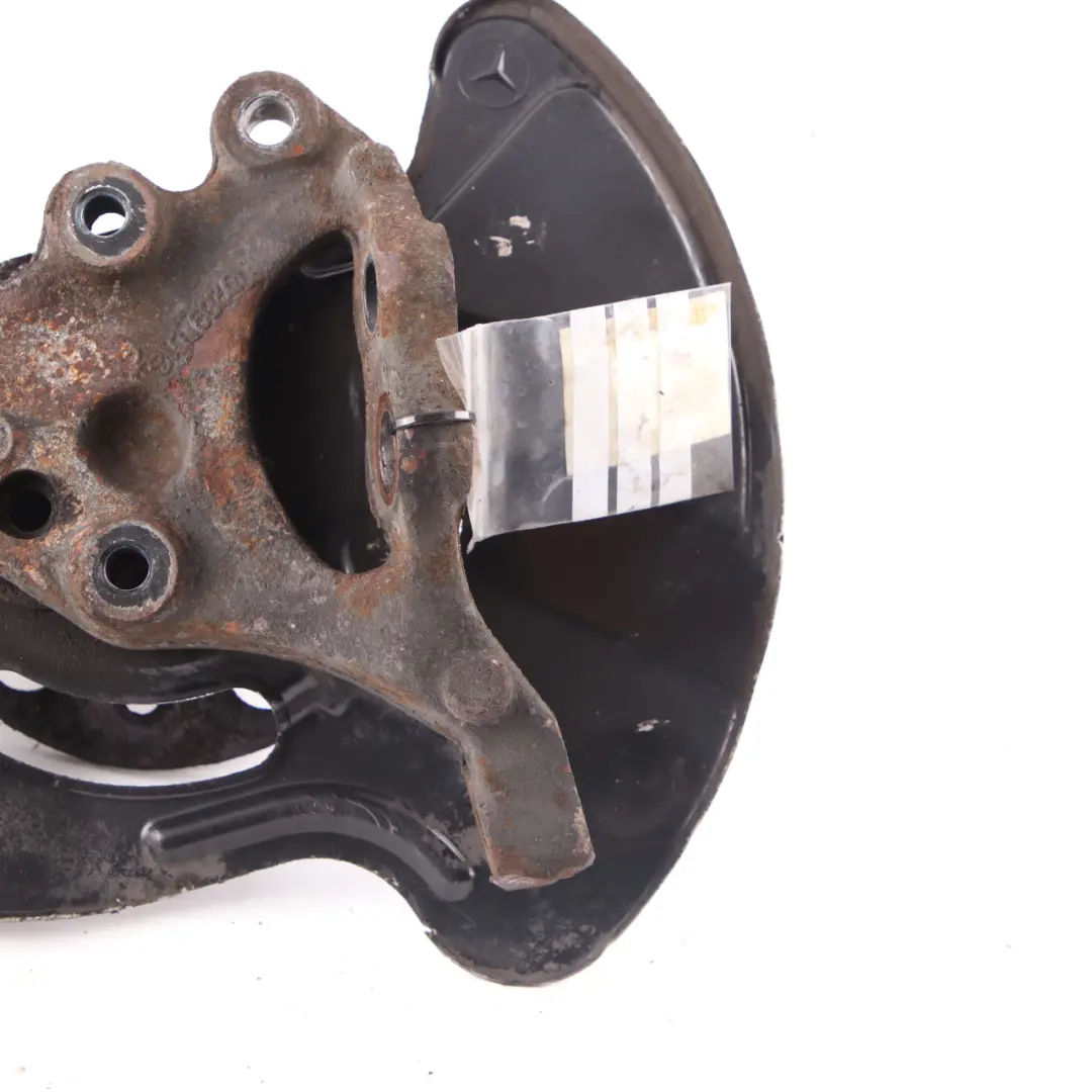 Supporto ruota asse anteriore destro mozzo ruota per Mercedes R171 W203 W209 con numero di parte A2043320201 Mercedes R171 W203 W209 Supporto ruota asse anteriore destro mozzo ruota - SKU A2043320201-7 - Numero di parte A2043320201