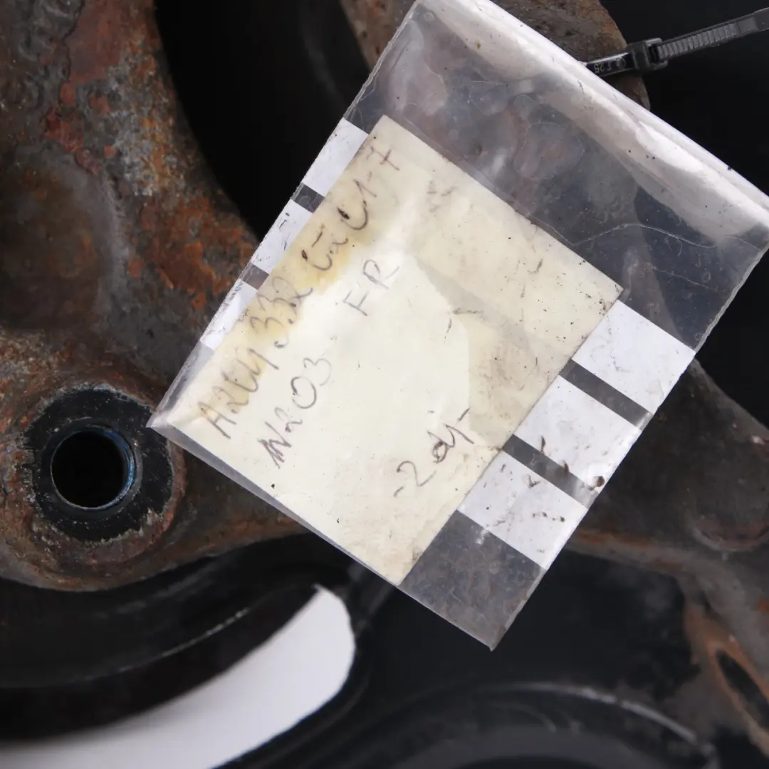 Supporto ruota asse anteriore destro mozzo ruota per Mercedes R171 W203 W209 con numero di parte A2043320201 Mercedes R171 W203 W209 Supporto ruota asse anteriore destro mozzo ruota - SKU A2043320201-7 - Numero di parte A2043320201