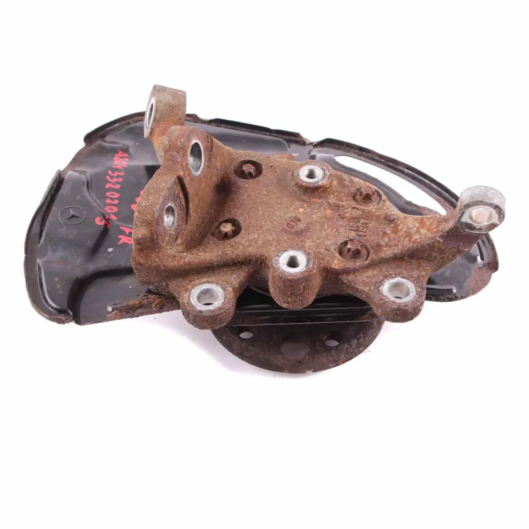 Mercedes W204 C63 AMG Porta Ruota Anteriore Destra Sospensione Hub Mount - SKU A2043324201 - Numero di parte A2043324201