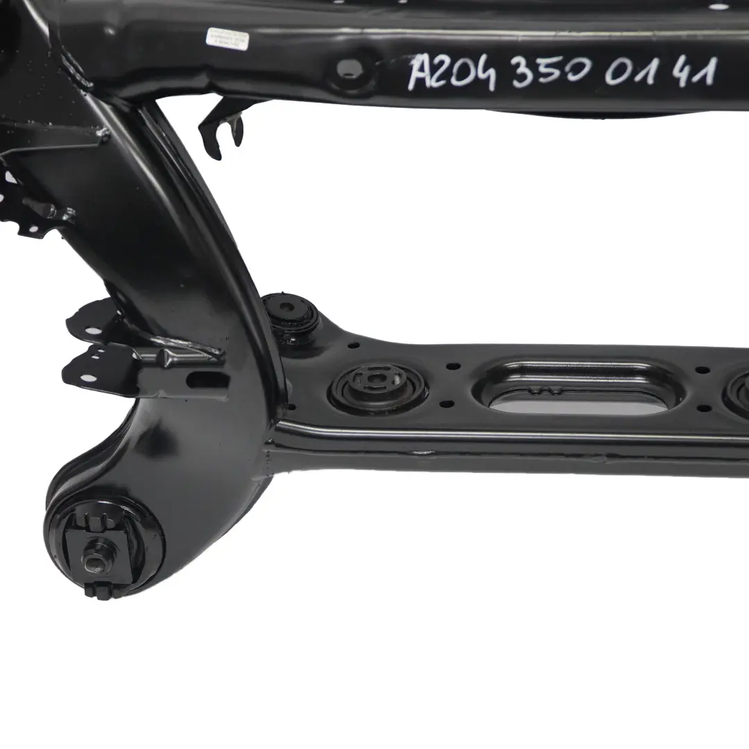 Mercedes W204 W212 arrière berceau sous-châssis support suspension A2123504701 - SKU  A2043500141 - Numéro de pièce  A2043500141