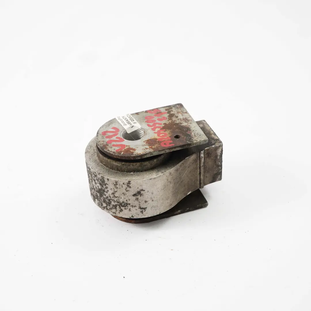 Buje Diferencial Eje Trasero Montaje Izquierdo para Mercedes W204 W212 con número de pieza A2043500215 Mercedes W204 W212 Buje Diferencial Eje Trasero Montaje Izquierdo - SKU A2043500215 - Número de pieza A2043500215