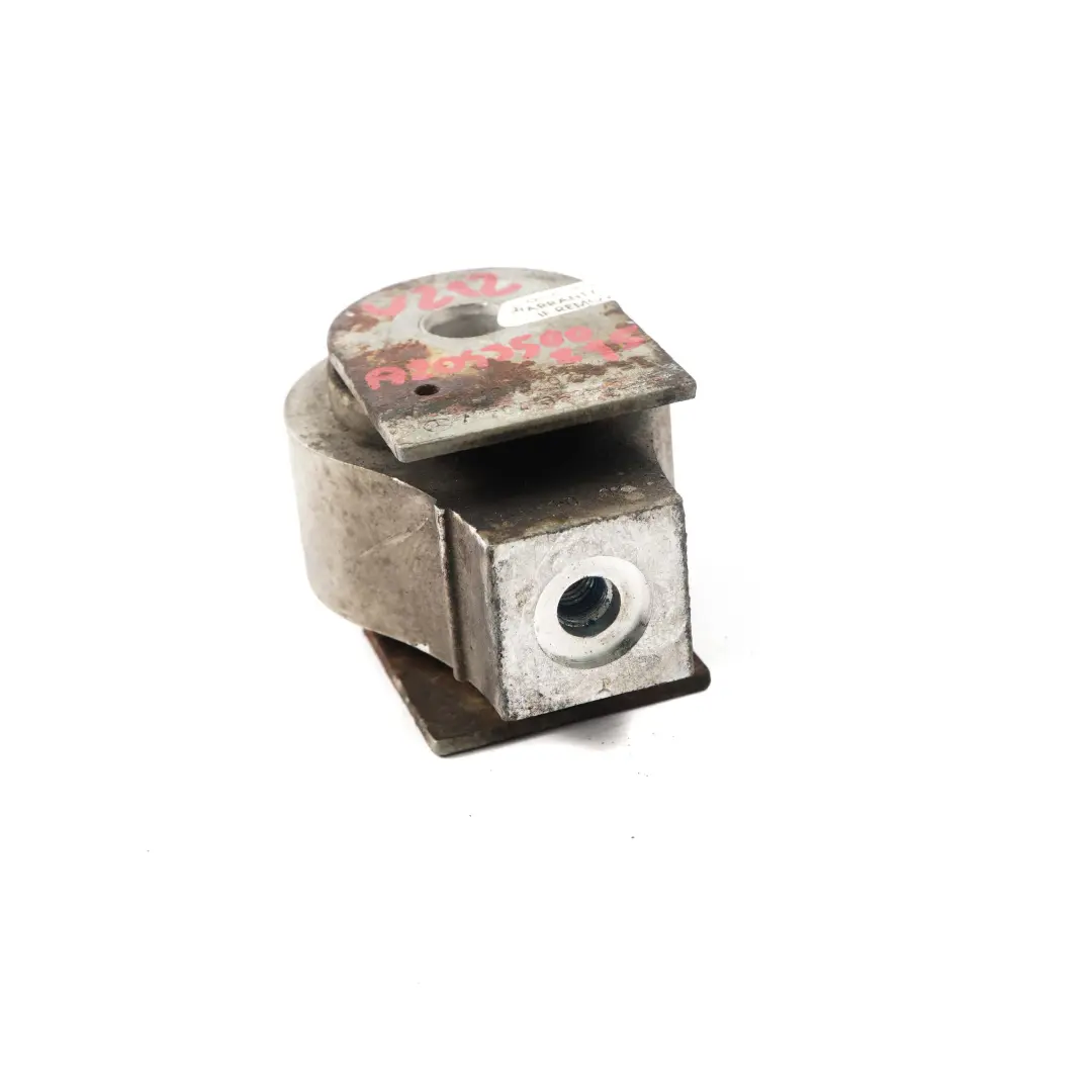 Differential Bushing Rear Axle Mounting Left N/S Mercedes W204 W212 - SKU A2043500215 - Part number A2043500215