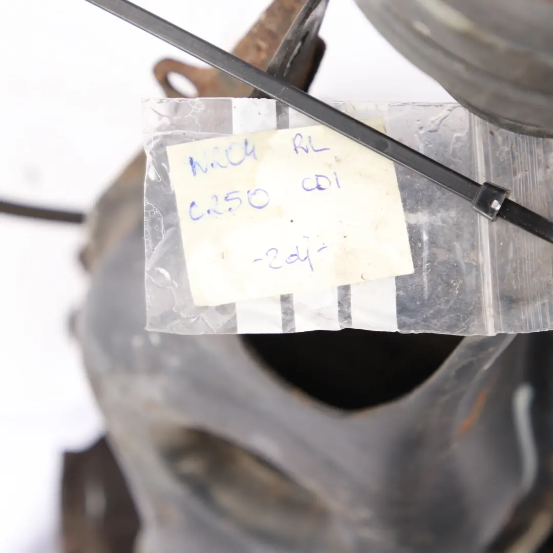 Mercedes W204 Zawieszenie Zwrotnica Półoś Tył Lewa - SKU A2043500341-7 - Numer Części A2033503908