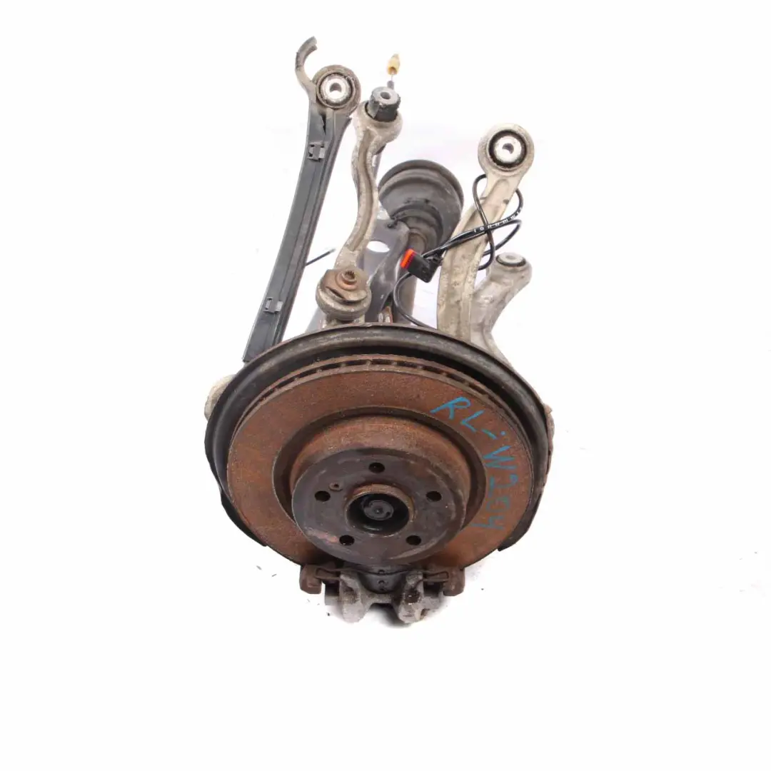 Posteriore Sinistra Sospensione Gamba Freno Mozzo Ruota per Mercedes W204 250 CDI con numero di parte A2033503908 Mercedes W204 250 CDI Posteriore Sinistra Sospensione Gamba Freno Mozzo Ruota - SKU A2043500341-7 - Numero di parte A2033503908