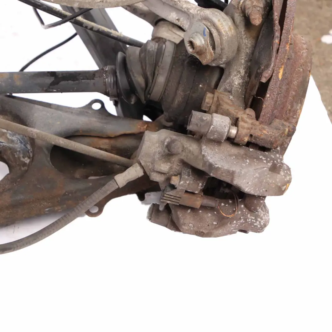 Mercedes W207 E 220 CDI Trasera Derecha Suspensión Pierna Freno Rueda Hub - SKU A2043500441-5 - Número de pieza A2043500441