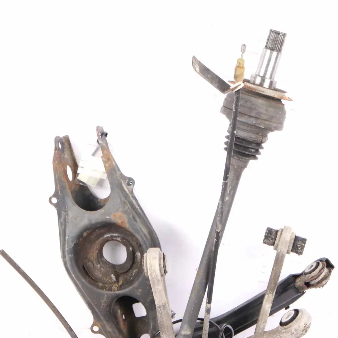 Mercedes W204 E 250 CDI Suspension arrière droite jambe de frein moyeu de roue - SKU A2043500441-6 - Numéro de pièce A2043500441
